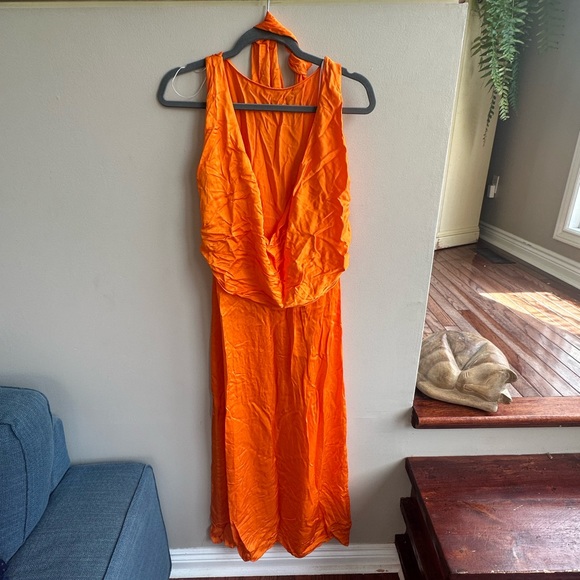 Zara bright orange midi dress open back - Picture 3 of 3